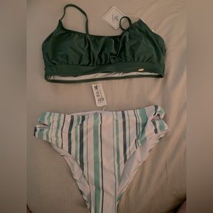 NWT Kamoni Size M bikini high waisted